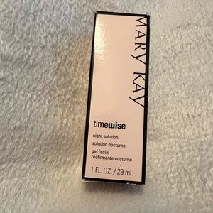 Mary Kay Time Wise Night Solution